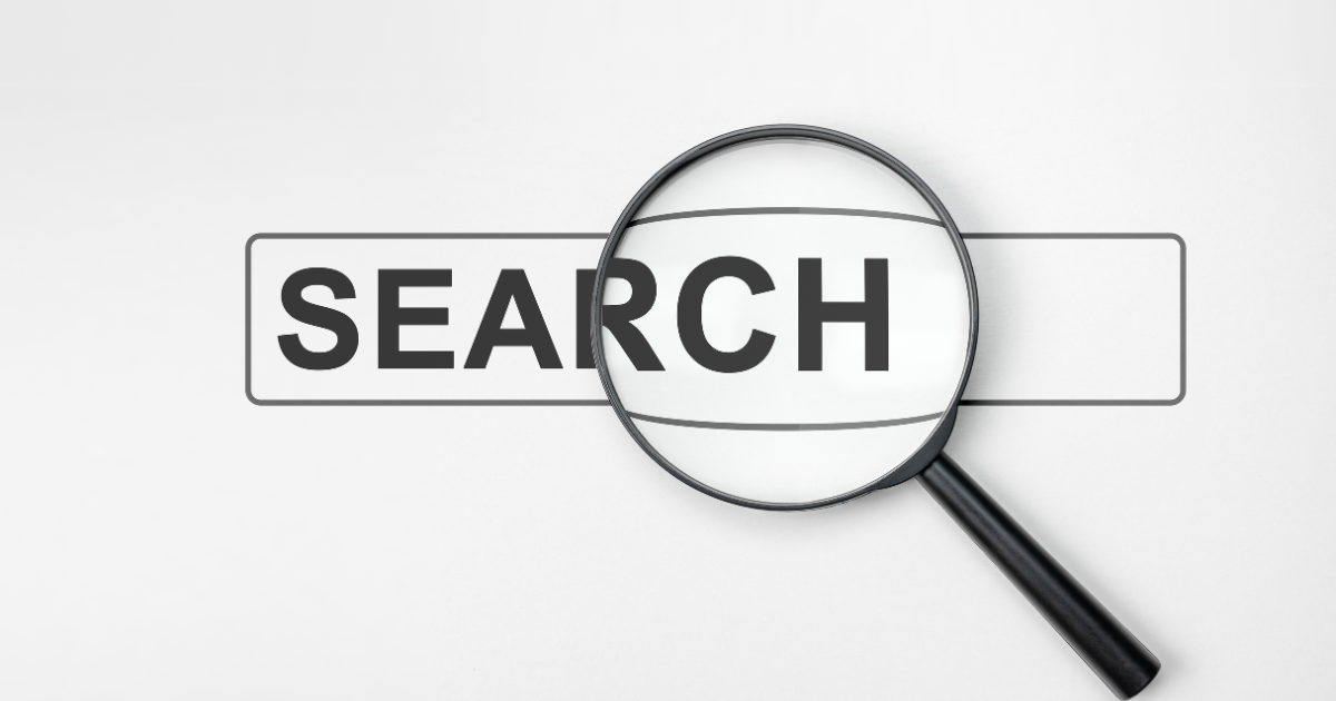 検索バーの「SEARCH」の文字に虫眼鏡が重なっている